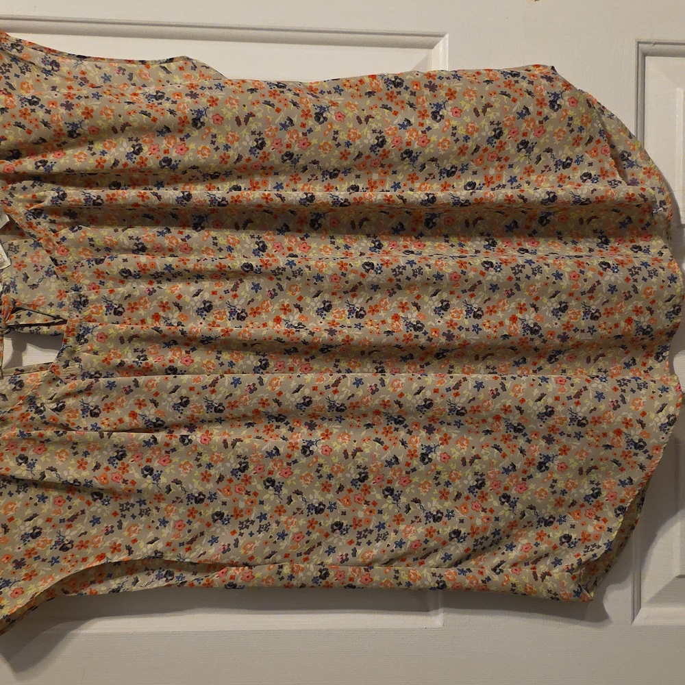 LC Lauren Conrad Multicolor Floral Blouse - Picture 6 of 8